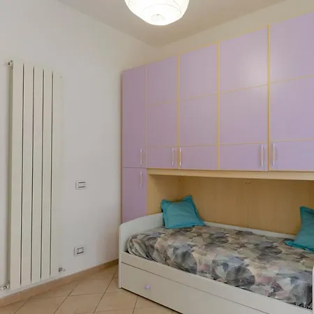 Appartement Joivy For 6, Near Centre, And Train Station *