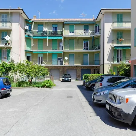 Joivy For 6, Near Centre, And Train Station *