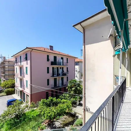 Joivy For 6, Near Centre, And Train Station Lägenhet Sestri Levante