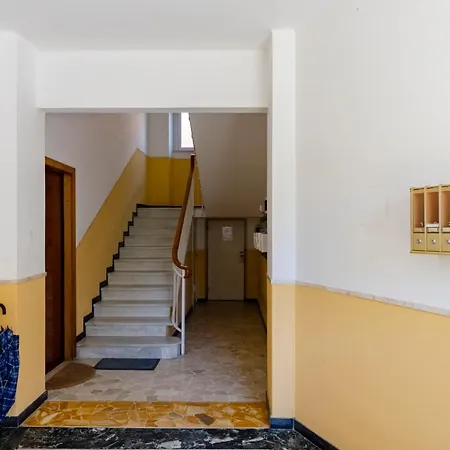 Joivy For 6, Near Centre, And Train Station Lägenhet Sestri Levante